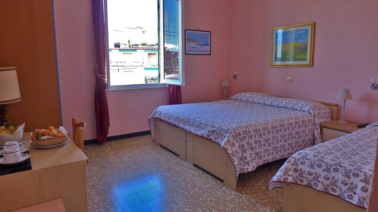 Bed And Breakfast Gioiello Челе Лигуре Екстериор снимка